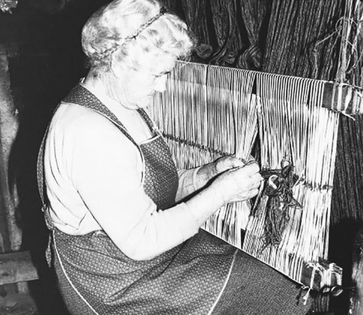 Harris Tweed weaving